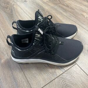 Women Puma Shoes